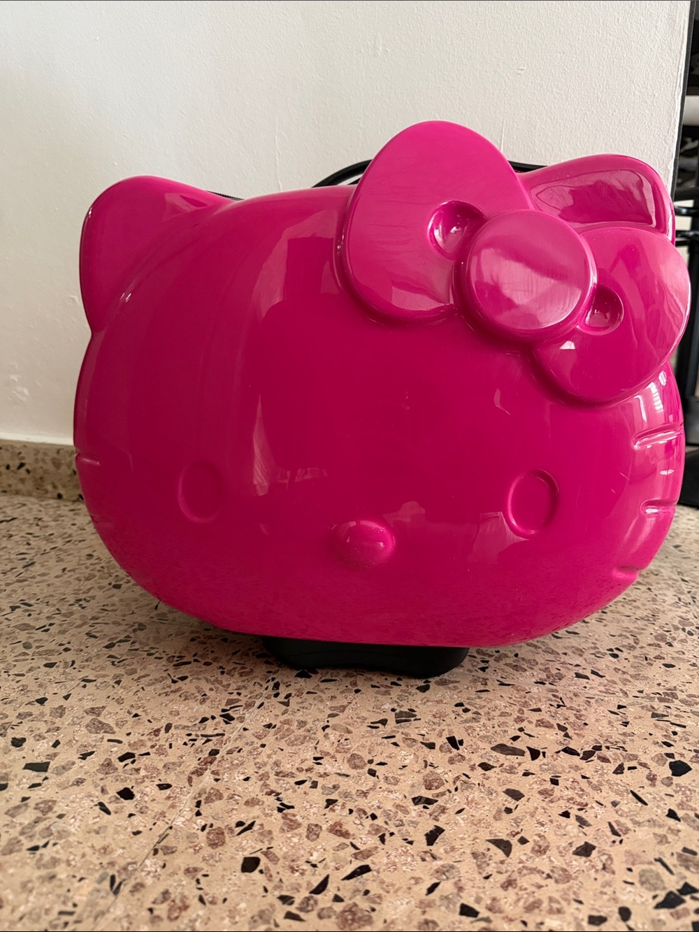 Hello Kitty Shaped Luggage Suitcase